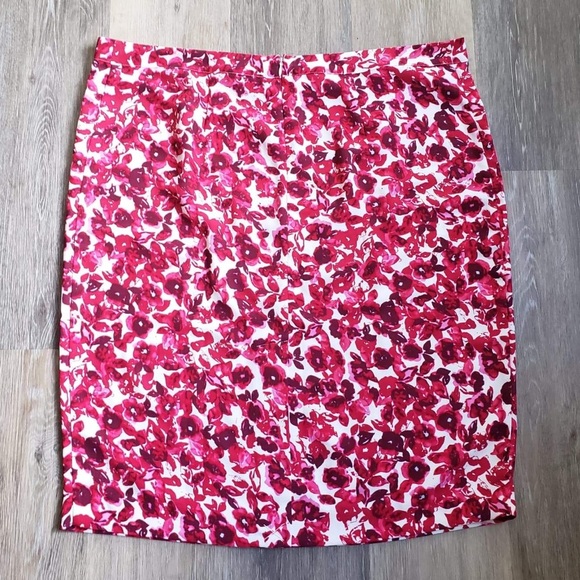 ππHPπππππBeautiful skirt - Picture 2 of 16
